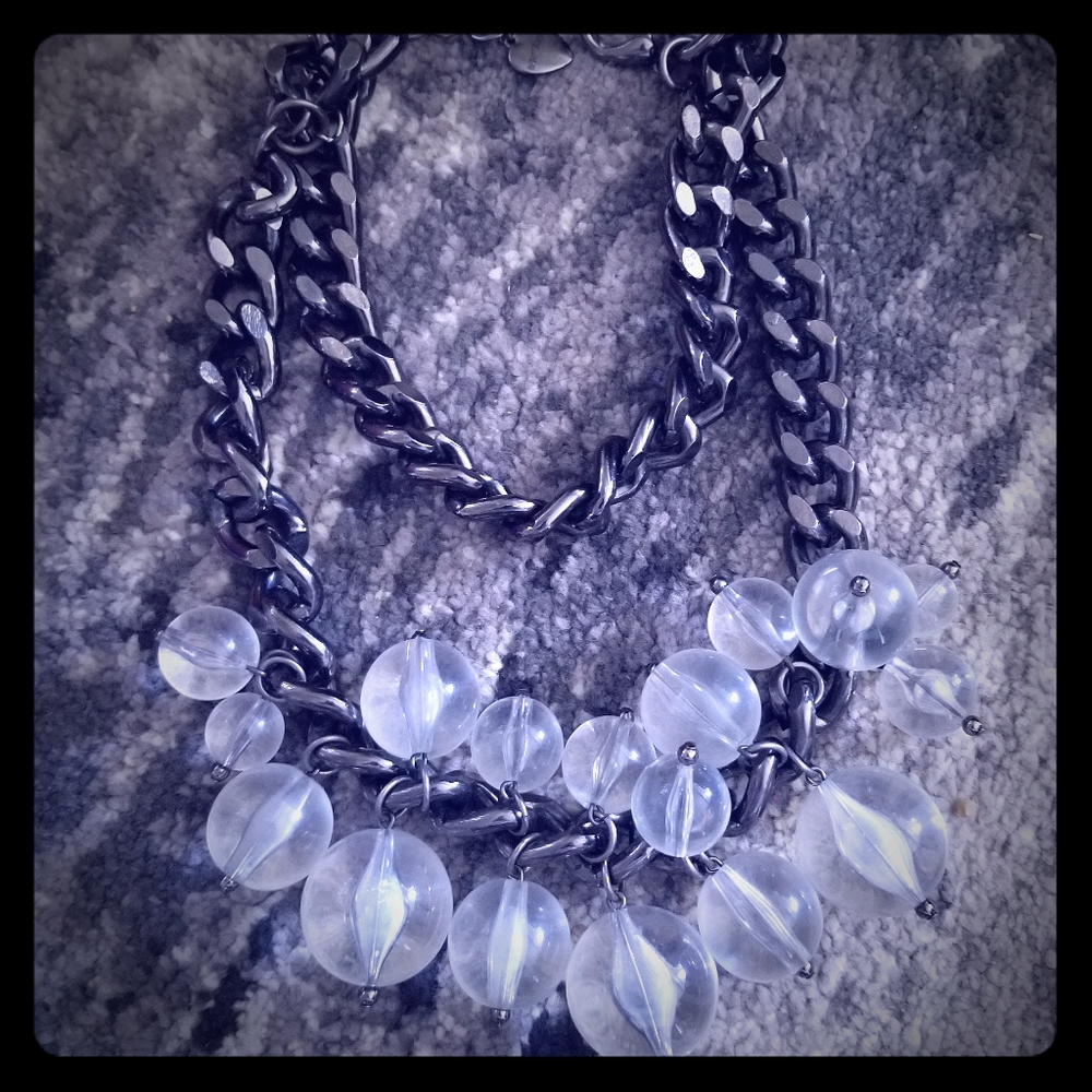 Large gunmetal necklace